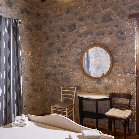 Chalet Souvala Stone House Polydrossos