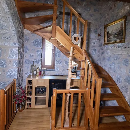 Souvala Stone House Chalet *