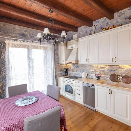 Chalet Souvala Stone House Polydrossos
